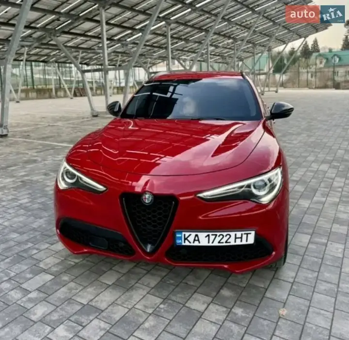 Alfa Romeo Stelvio 2017 photo 3