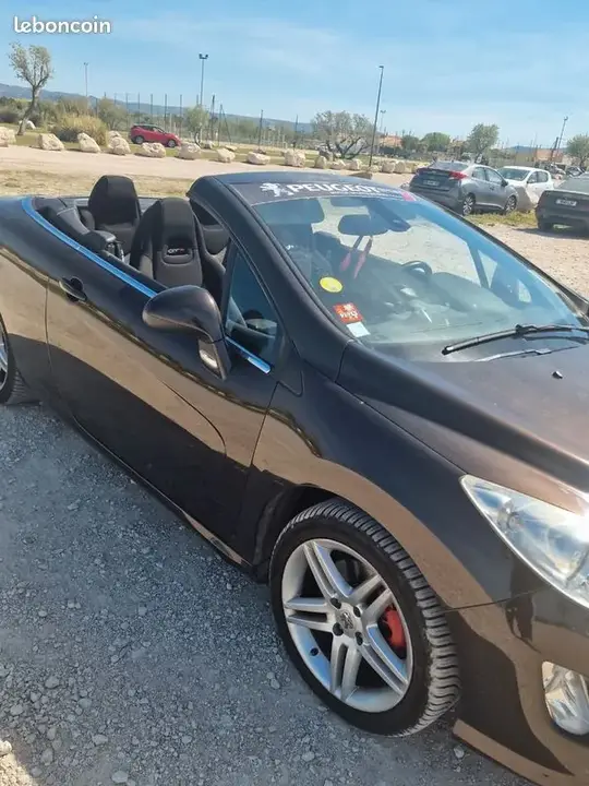 Peugeot 308 2010 photo 2