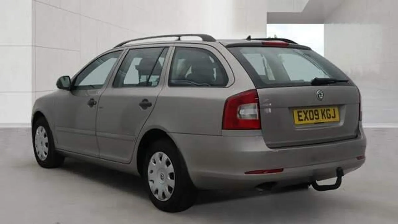 Skoda Octavia 2009 photo 4