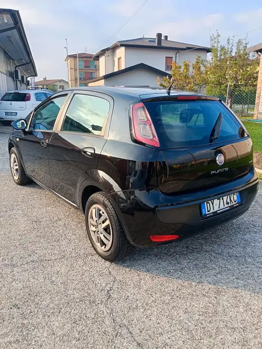 Fiat Punto Evo 2010 photo 3