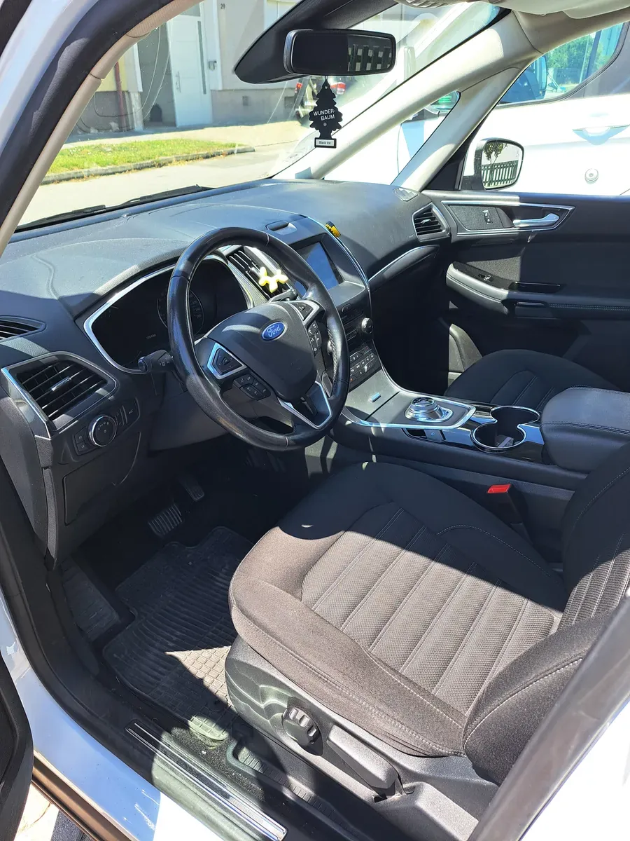 Ford Galaxy 2019 photo 3