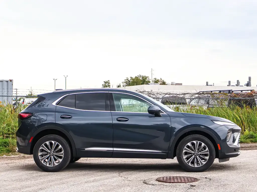 Buick Envision 2026 photo 3