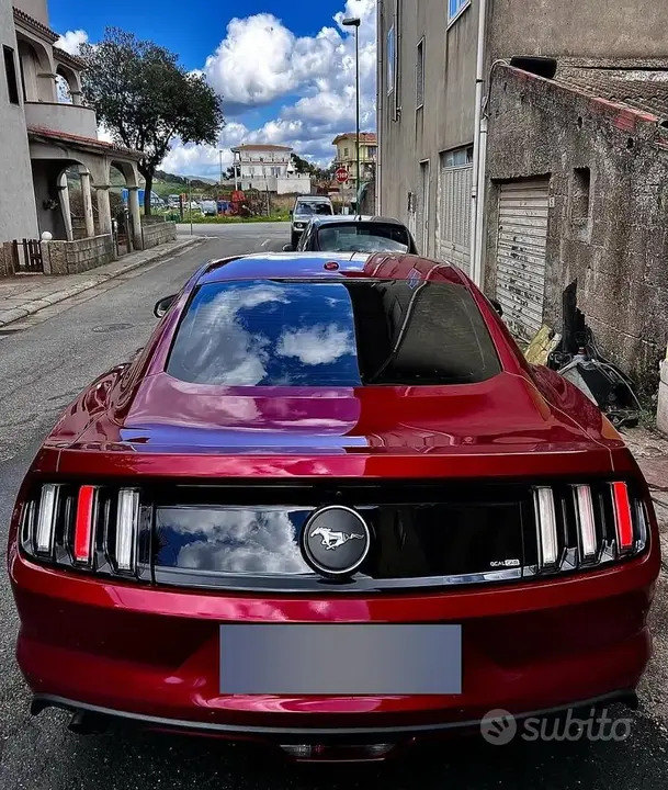 Ford Mustang 2018 photo 2