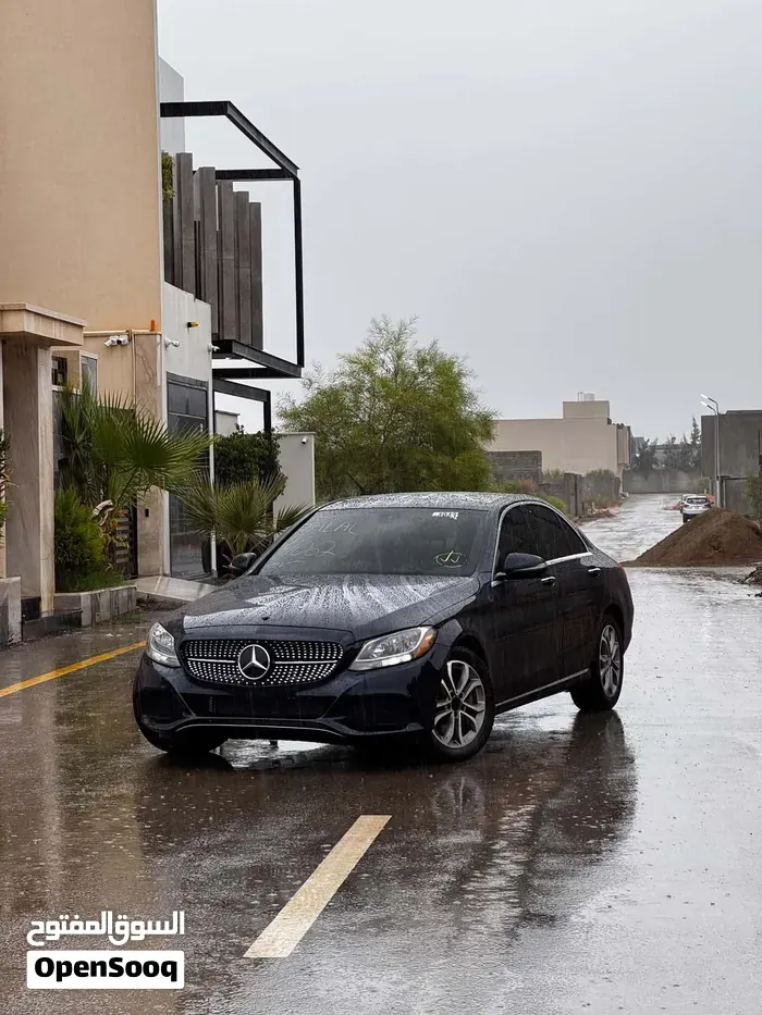 Mercedes-Benz C-Class 2018 photo 3