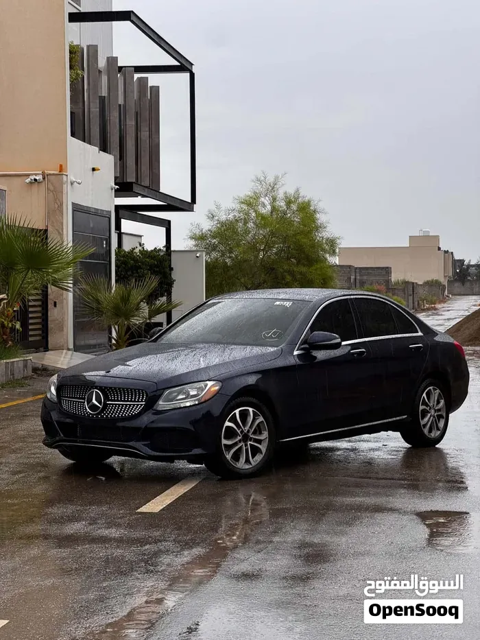 Mercedes-Benz C-Class 2018 photo 2