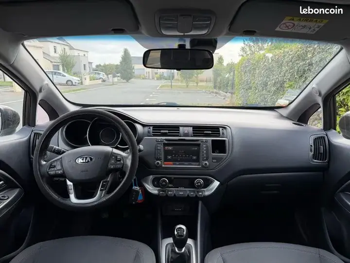 Kia Rio 2014 photo 3