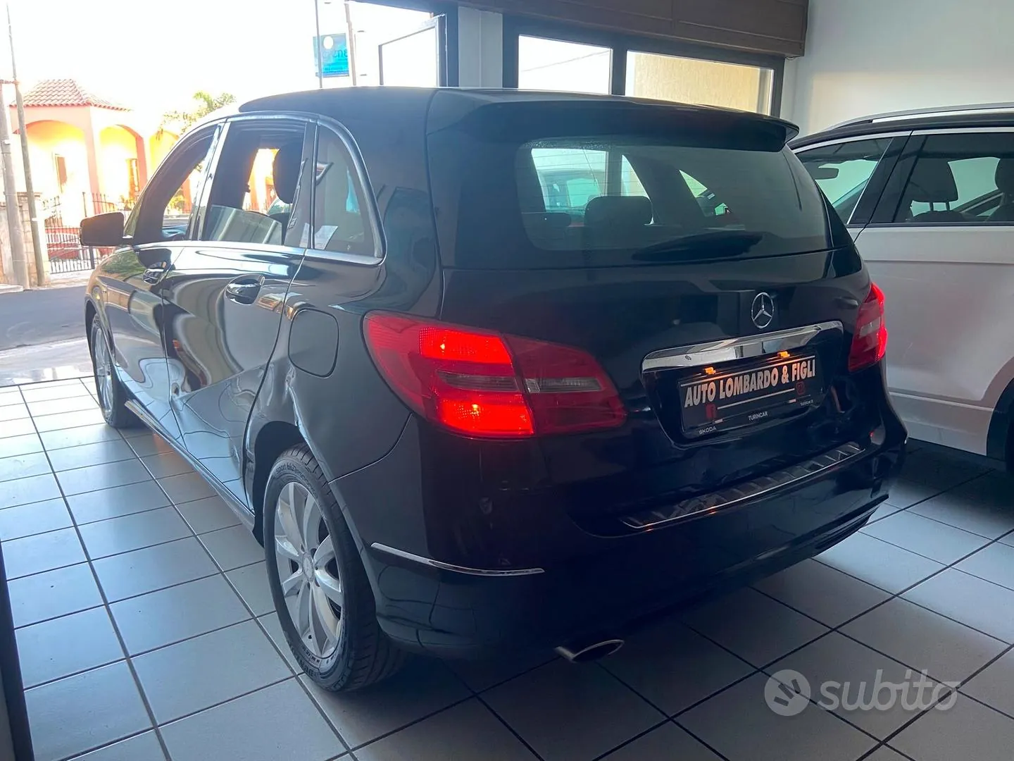 Mercedes-Benz B 180 Cdi 2012 photo 2