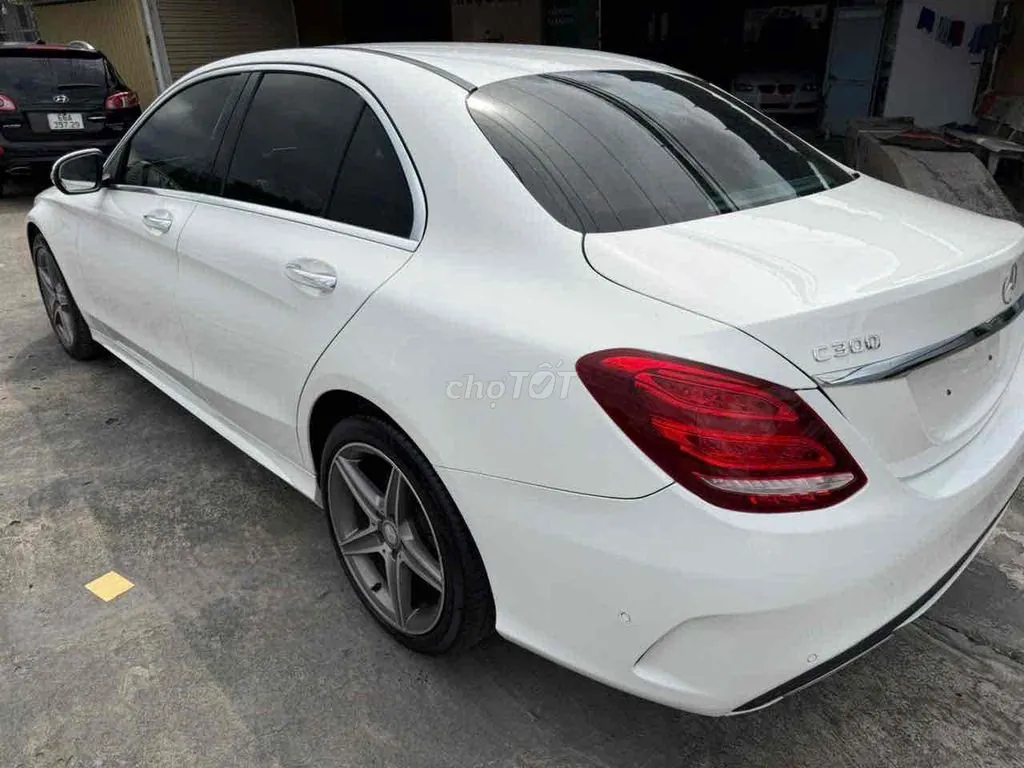 Mercedes-Benz C-Class 2017 photo 2