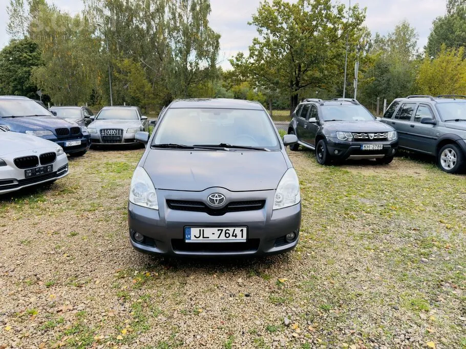 Toyota Corolla Verso 2008 photo 3