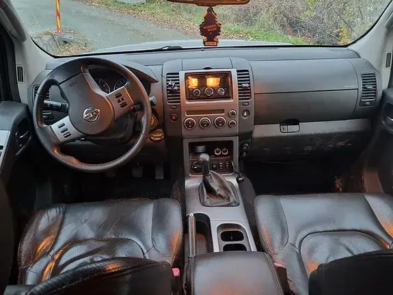 Nissan Pathfinder 2006 photo 4