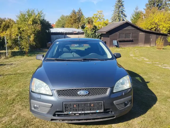 Ford Focus 2005 photo 2