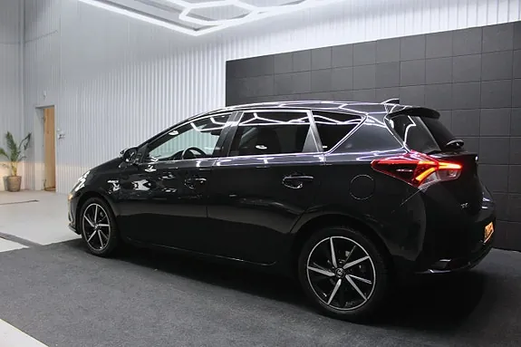 Toyota Auris 2018 photo 4