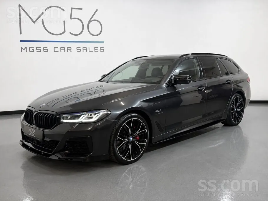 BMW 530E Touring 2021 photo 3