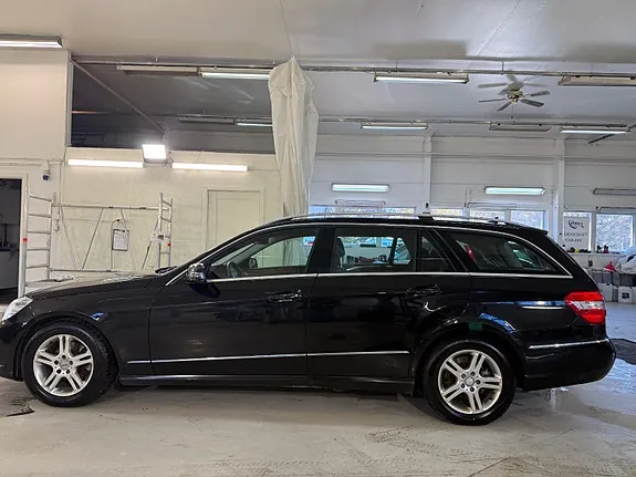 Mercedes-Benz E200 2012 photo 4