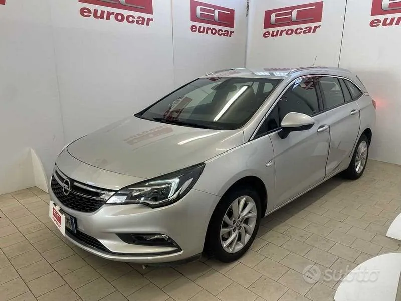 Opel Astra 2018 photo 2