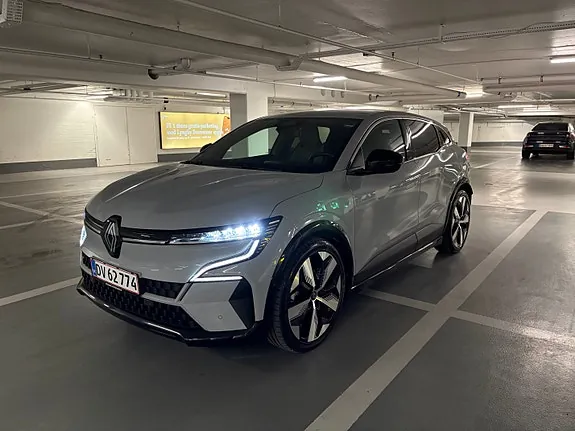 Renault Megane E-Tech 2022 photo 4