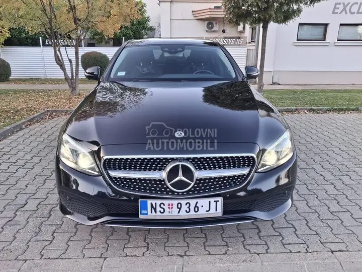 Mercedes-Benz E 220 2017 photo 3