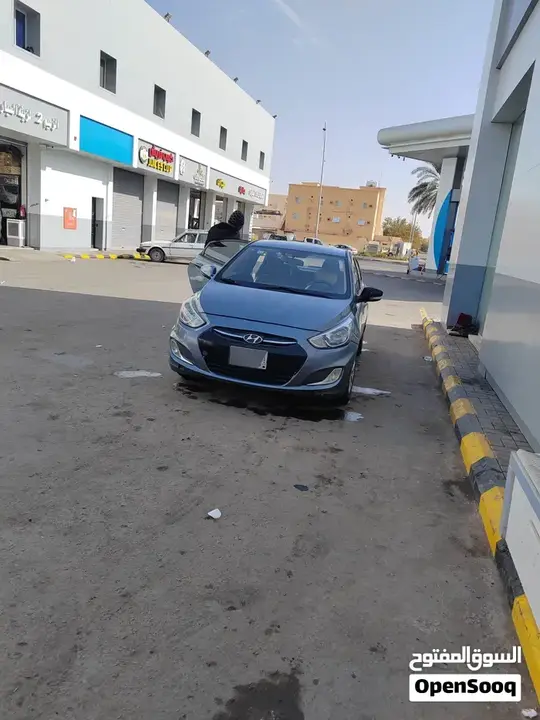 Hyundai Accent 2018 photo 2