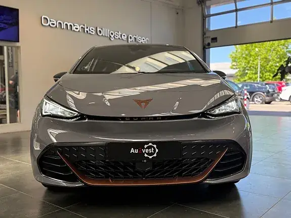 Cupra Born 2023 photo 2