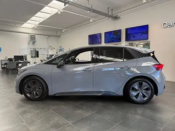 Cupra Born 2023 photo 3