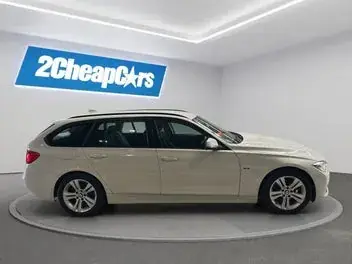 BMW 320I 2013 photo 5