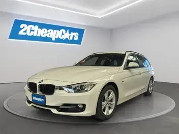 BMW 320I 2013 photo 2