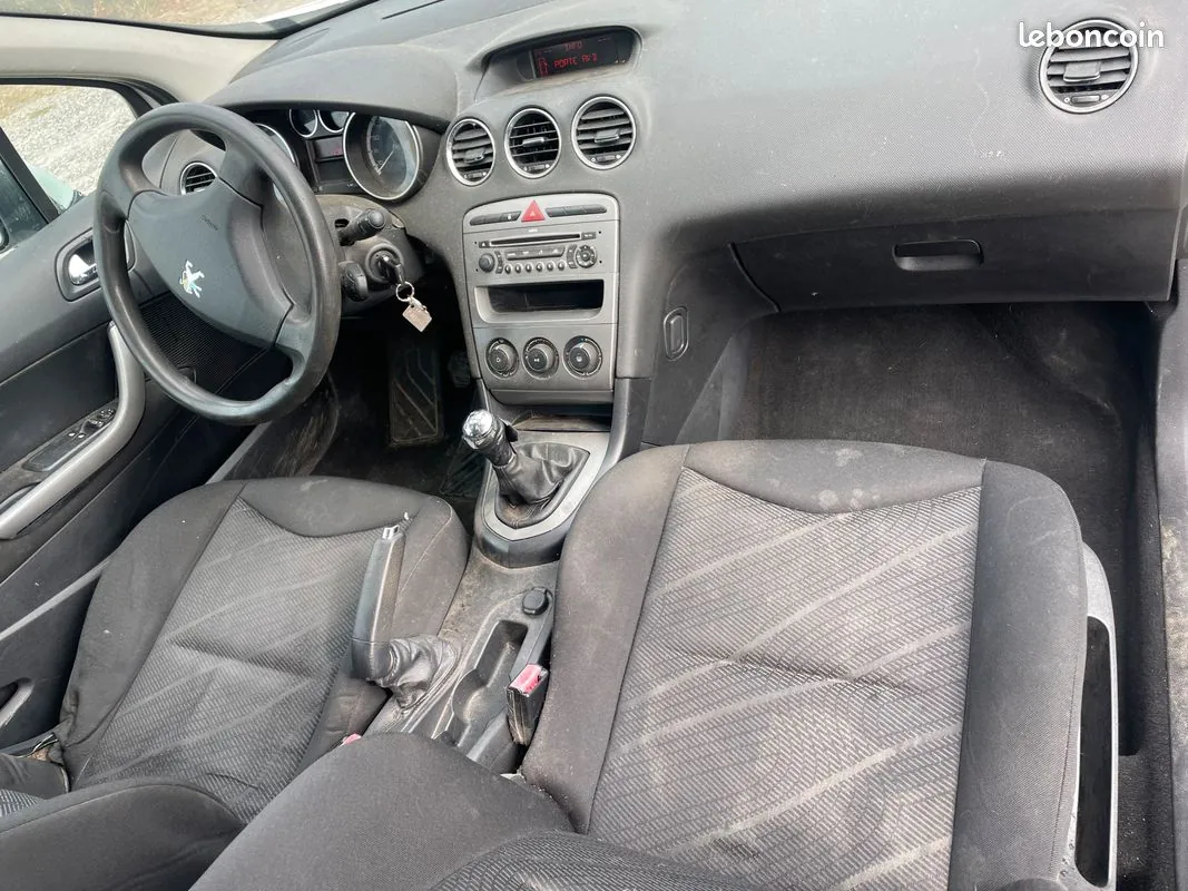 Peugeot 308 2009 photo 5