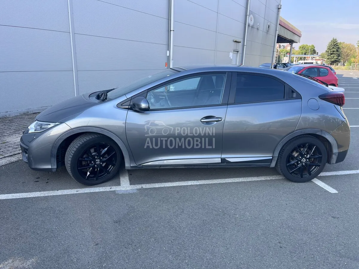 Honda Civic 2015 photo 5