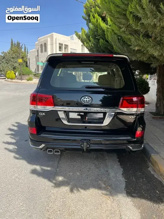 Toyota Land Cruiser 2017 photo 2
