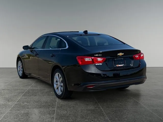 Chevrolet Malibu 2025 photo 4