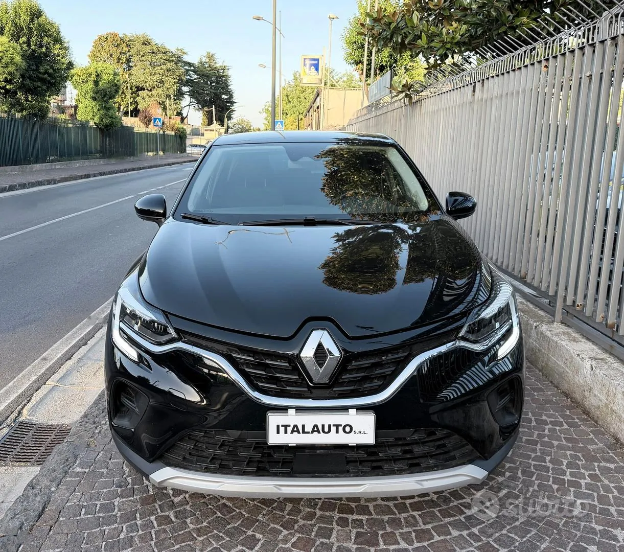 Renault Captur 2024 photo 3