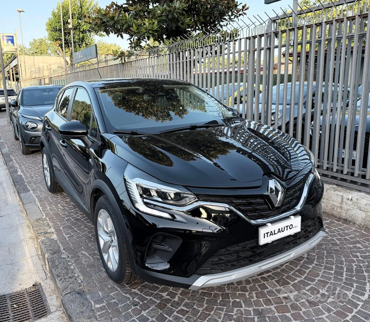 Renault Captur 2024 photo 4
