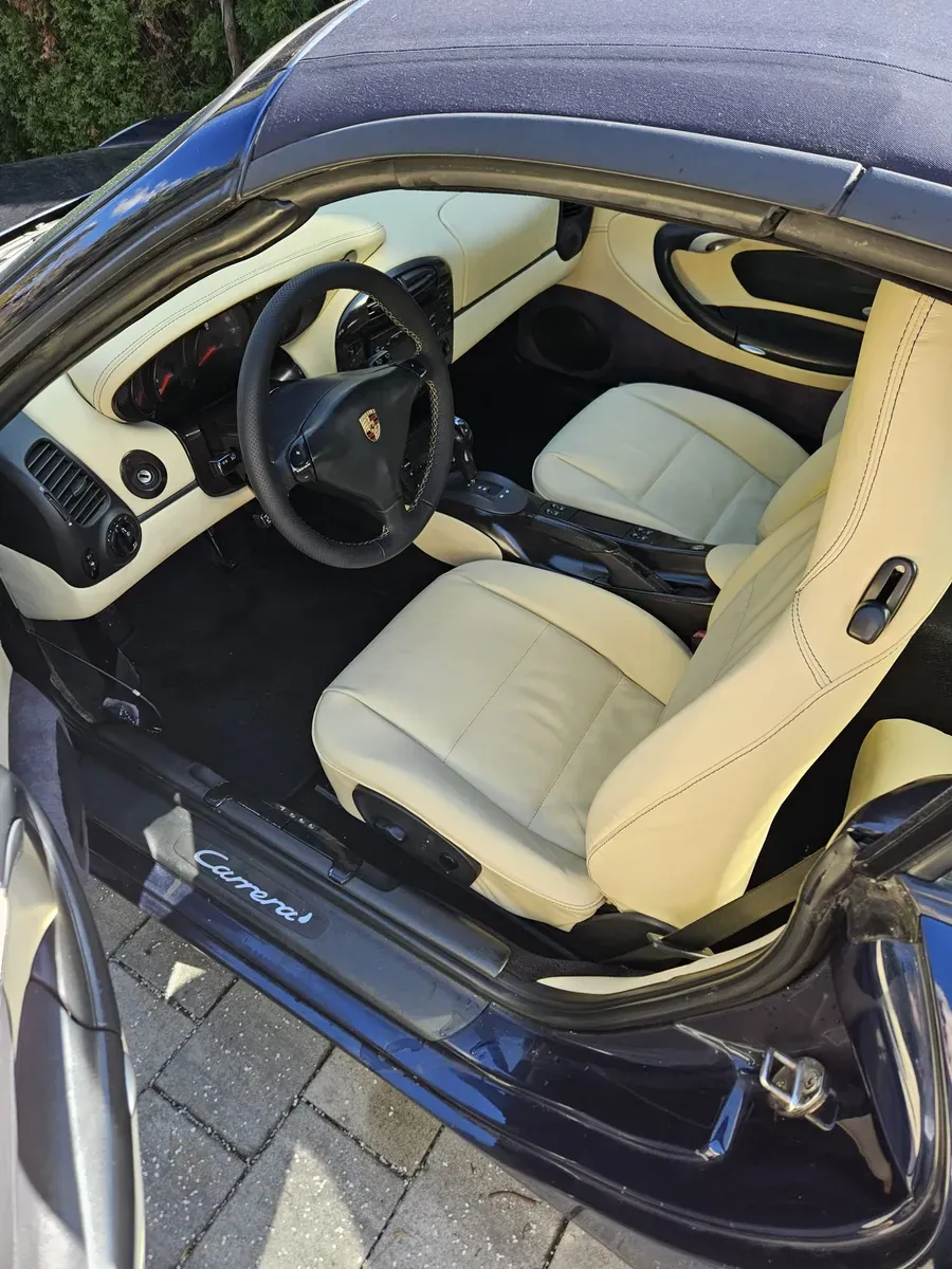 Porsche 911 1998 photo 2