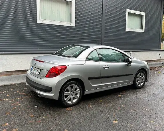 Peugeot 207 Cc 2008 photo 5