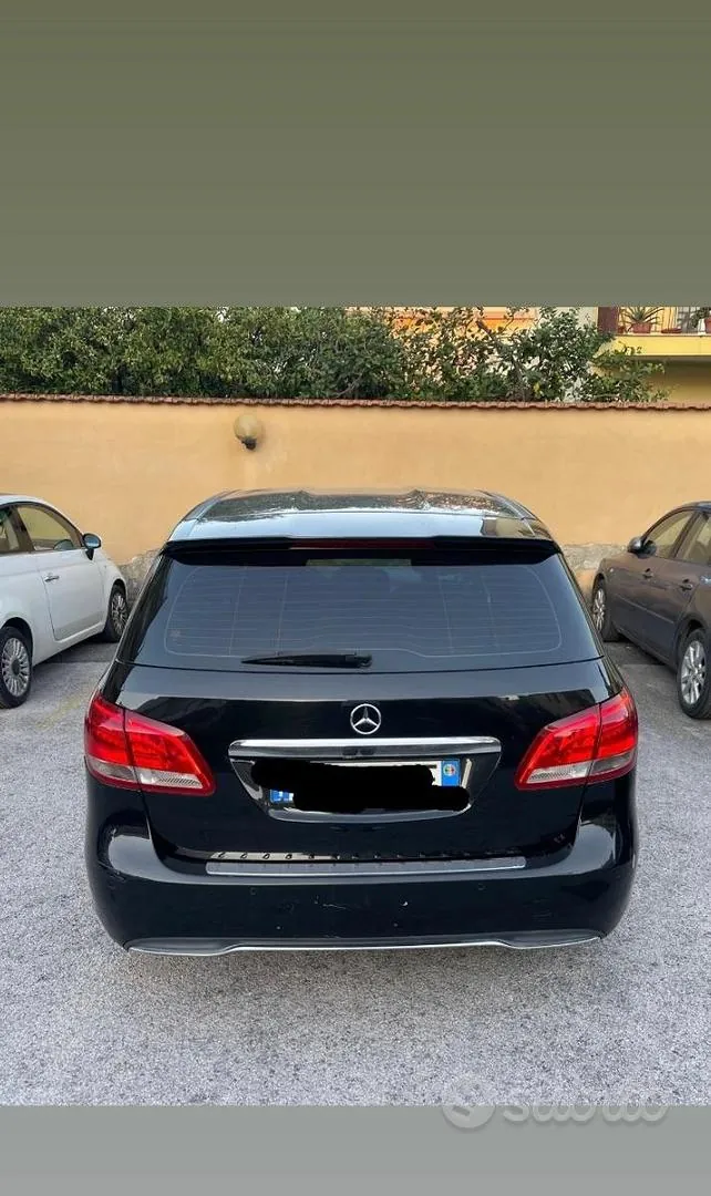Mercedes-Benz B-Class 2016 photo 4
