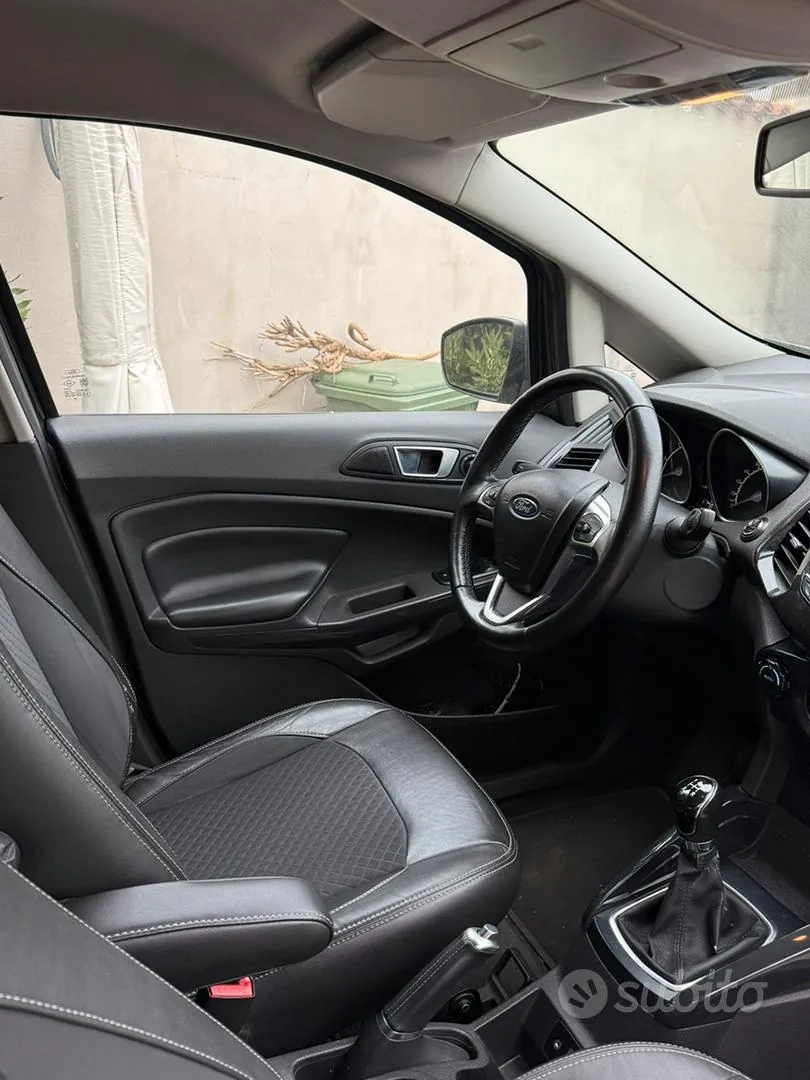 Ford Ecosport 2016 photo 4