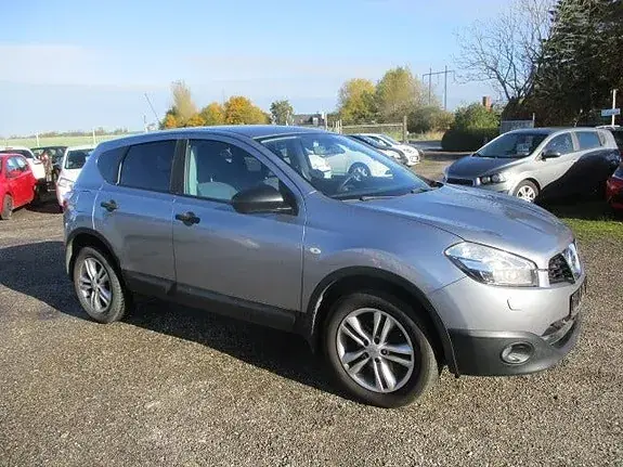 Nissan Qashqai 2011 photo 3
