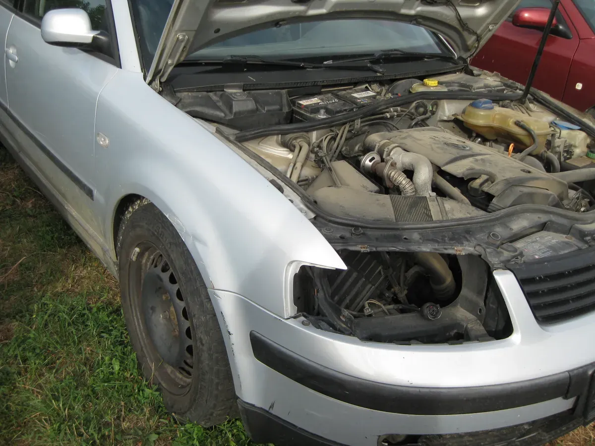 Volkswagen Passat 1997 photo 2