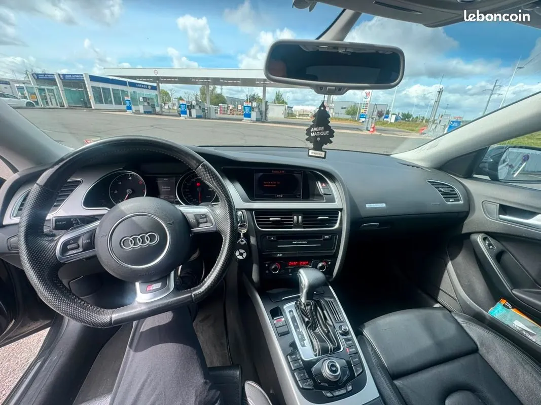 Audi A5 2012 photo 3
