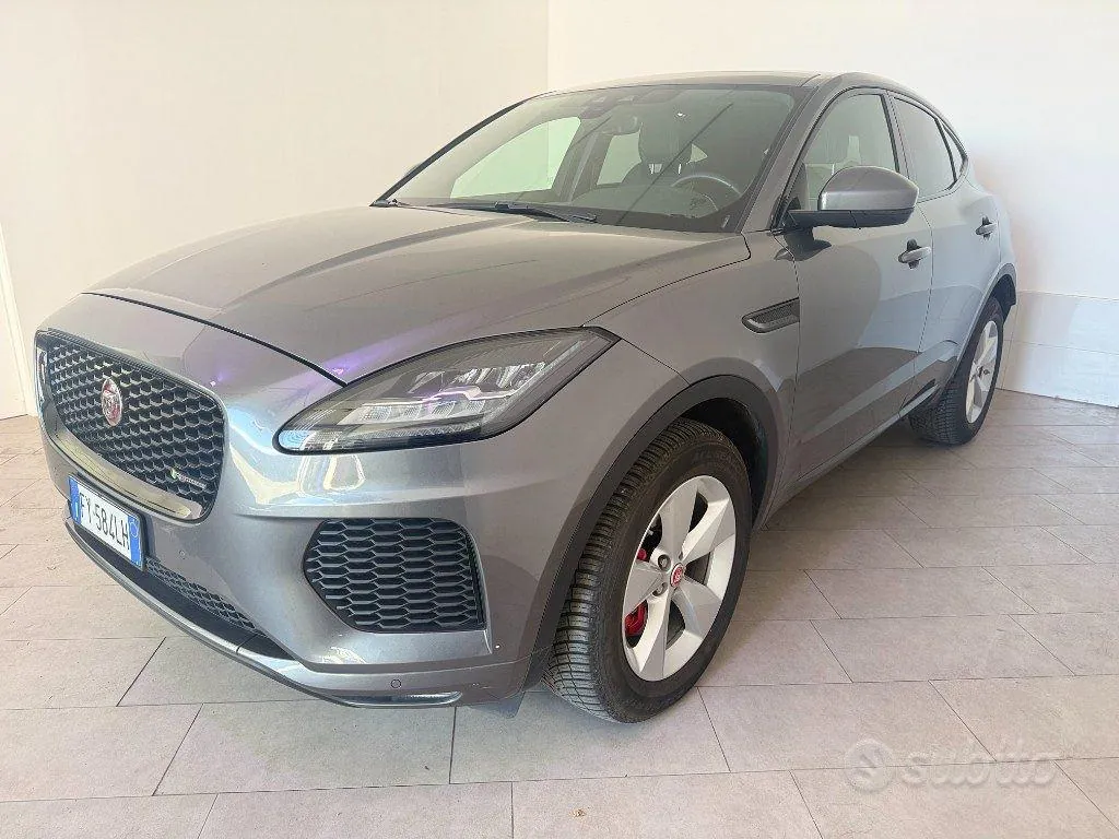 Jaguar E-Pace 2019 photo 2