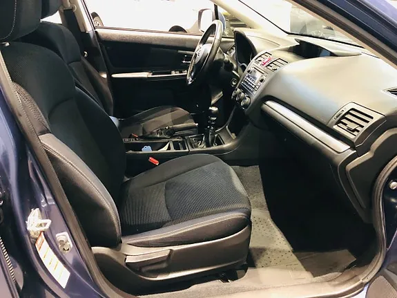 Subaru Xv 2012 photo 5