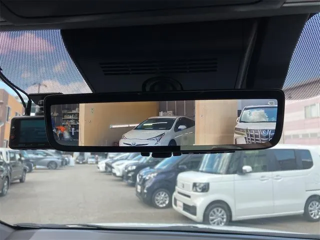 Toyota Alphard 2024 photo 5