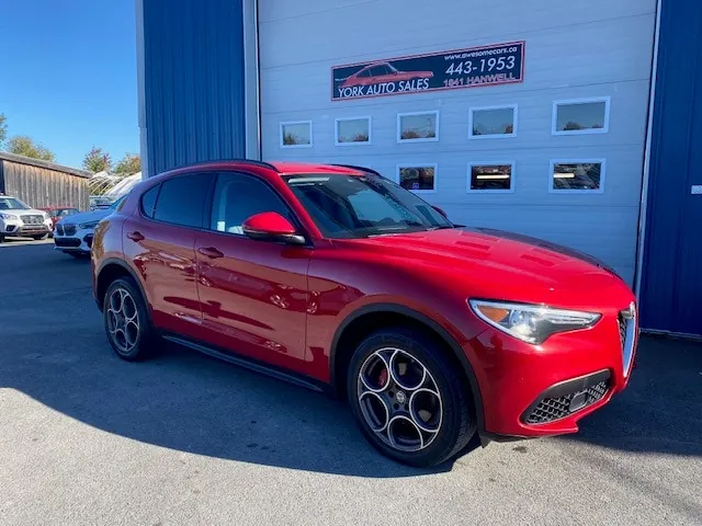 Alfa Romeo Stelvio 2018 photo 2
