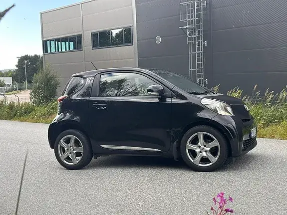 Toyota Iq 2010 photo 3