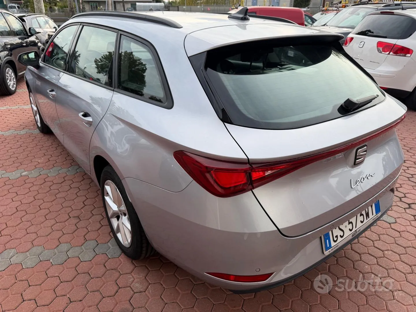 Seat Leon 2024 photo 4