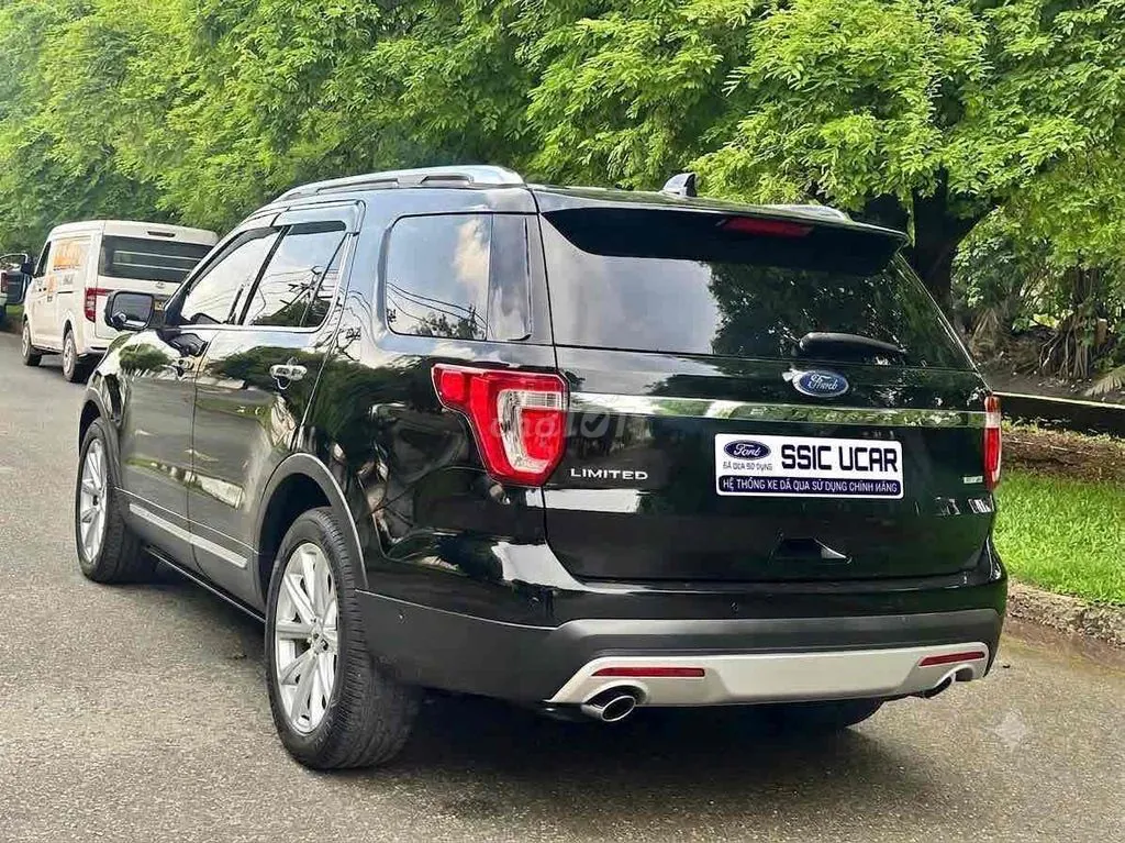 Ford Explorer 2017 photo 4