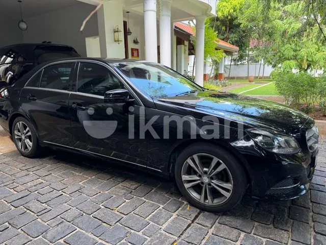 Mercedes-Benz E220 2013 photo 2