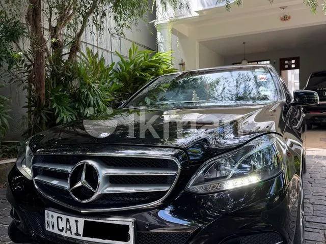 Mercedes-Benz E220