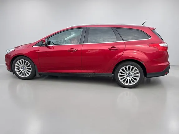 Ford Focus 2012 photo 2