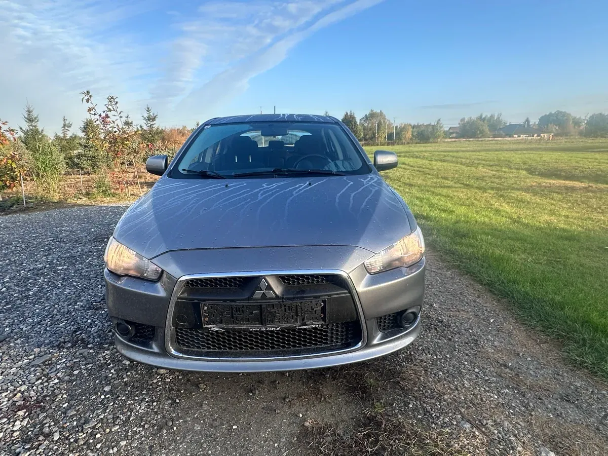 Mitsubishi Lancer 2013 photo 3